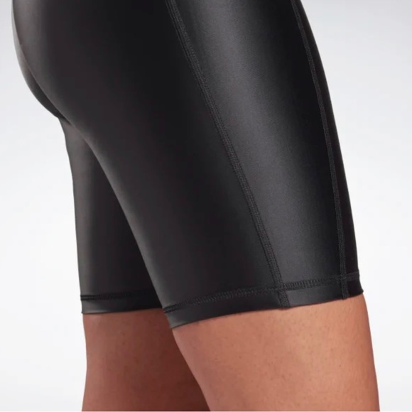NWT Reebok Shiny High Rise Shorts - Picture 3 of 6